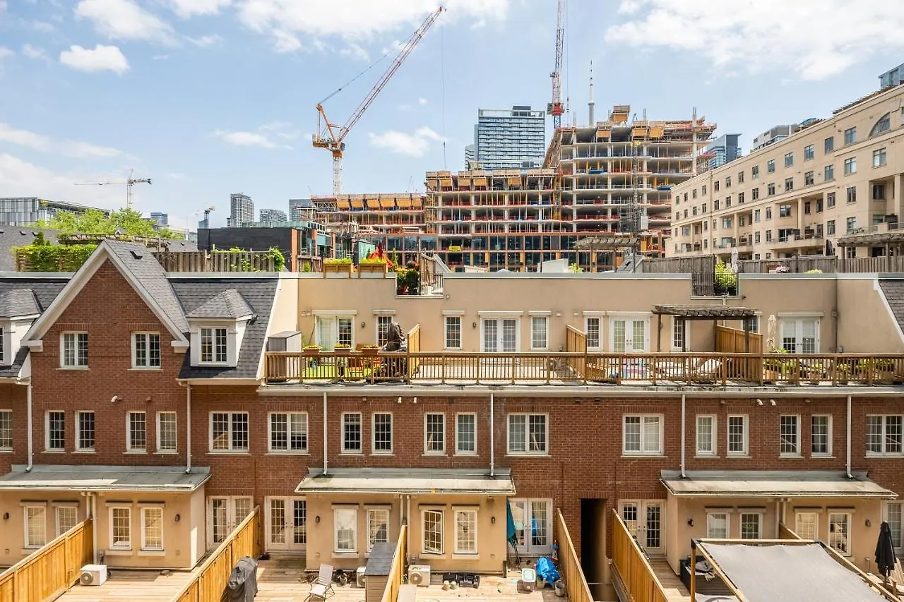 Apartment Beautiful Condos In The Heart Of Downtown By Globalstay Toronto